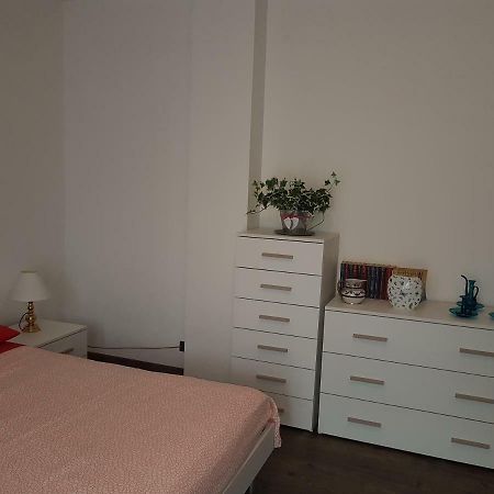 In Centro A Saint Vincent Apartment Ngoại thất bức ảnh