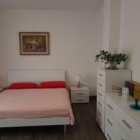 In Centro A Saint Vincent Apartment Ngoại thất bức ảnh