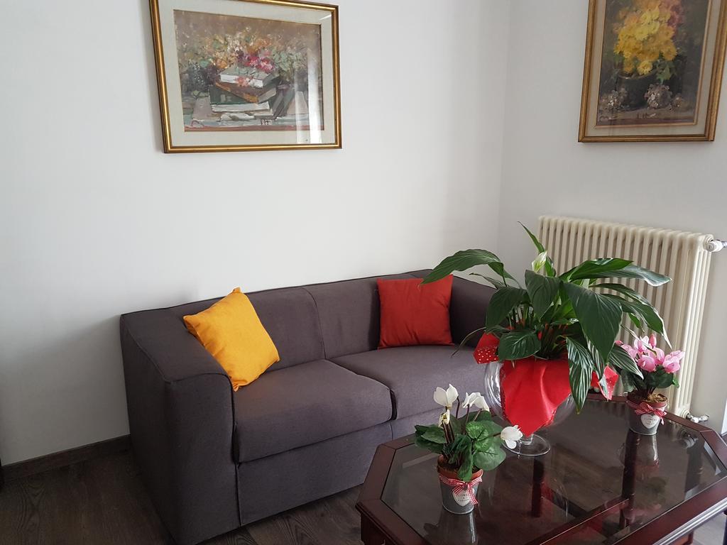 In Centro A Saint Vincent Apartment Ngoại thất bức ảnh