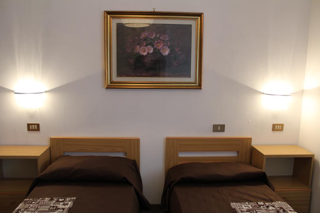 In Centro A Saint Vincent Apartment Ngoại thất bức ảnh